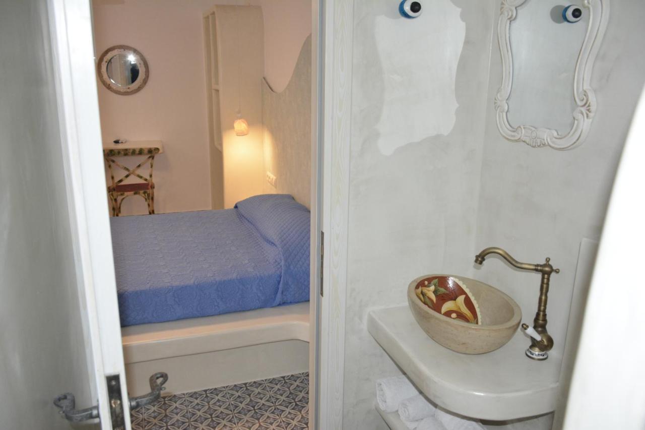 Studios Bourgos Naxos City ภายนอก รูปภาพ
