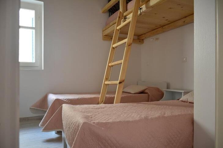 Studios Bourgos Naxos City ภายนอก รูปภาพ