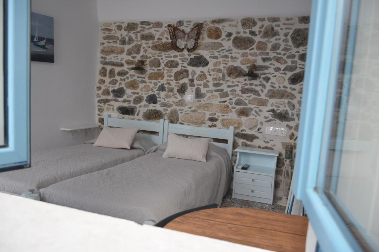 Studios Bourgos Naxos City ภายนอก รูปภาพ